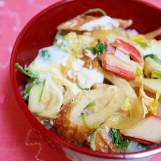 ちくわとカニカマの卵とじ丼